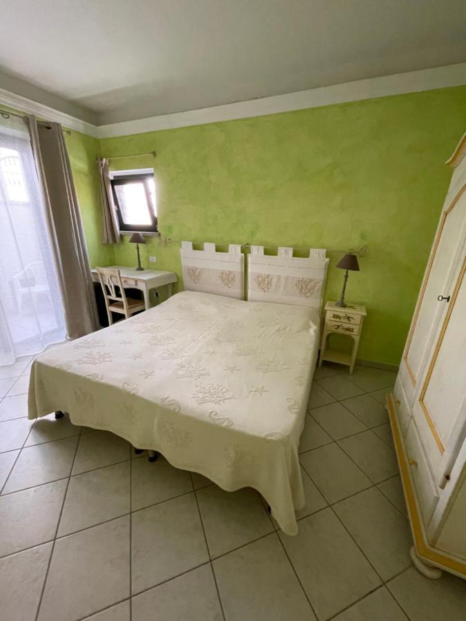 B&B Le Farfalle Палау Экстерьер фото